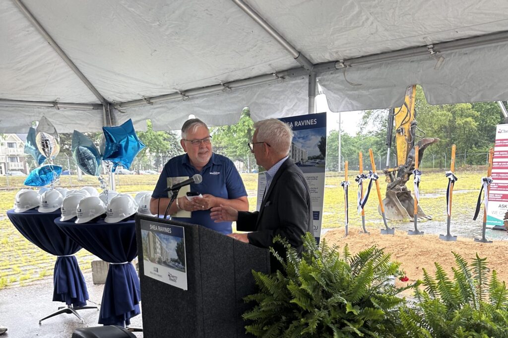 Mayor Vanderwood and Craig Patterson at Shea Ravines